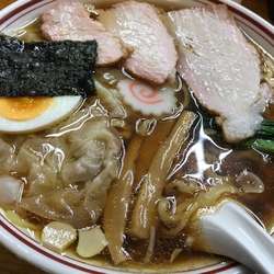 手打ワンタンメン　大盛　1000円