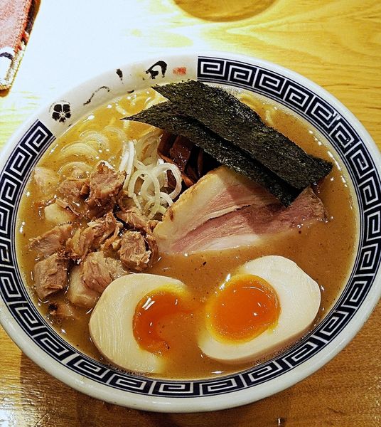 「濃厚豚崩しラーメン 1080円」@つじ田 日本橋八重洲店の写真