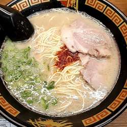 天然とんこつラーメン