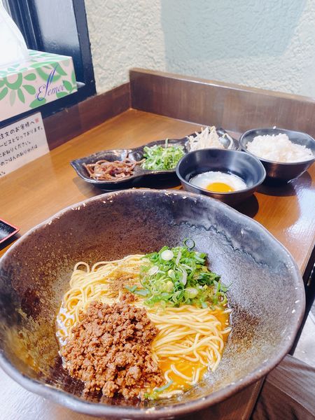 「汁なし担々麺　ご飯セット」@汁なし担担麺 階杉 周南店の写真