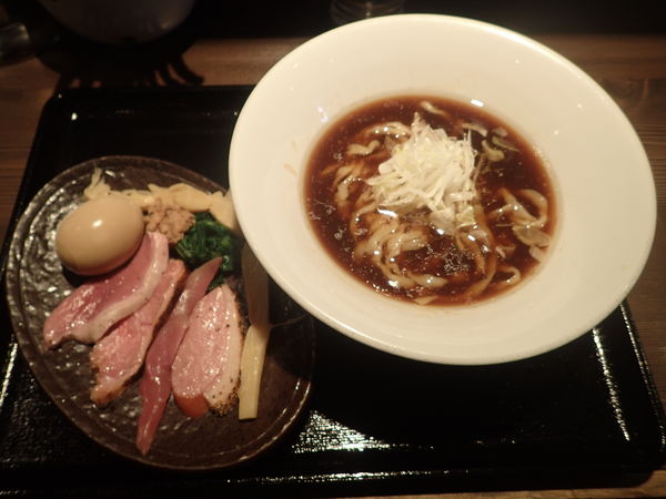 「特製鴨出汁醤油そば………1200円」@鴨出汁中華蕎麦 麺屋yoshikiの写真