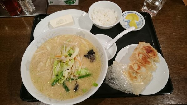 「味噌ラーメン＆餃子セット（700円）」@歓迎の写真