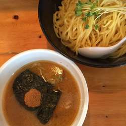 味玉つけ麺 中 ¥930