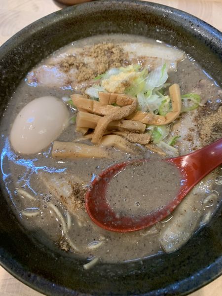 「でらにぼしらーめん」@にぼしらーめん88の写真