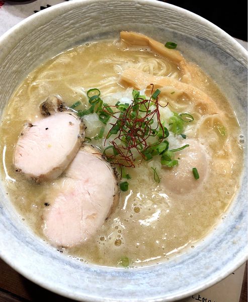 「白味玉入り(こってり)」@めん屋 松ちゃんの写真