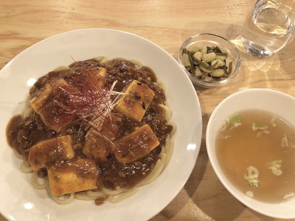 「極太麻婆豆腐麺900円」@ロケット商会の写真