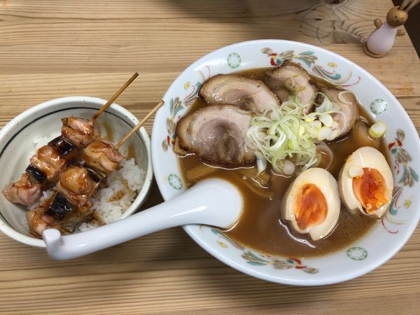 「チャーシューメン + 味たまご + やきとり丼」@こじまの写真