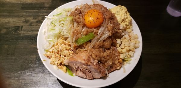 「まぜそば　ヤサイアブラ」@らーめん 豚島の写真