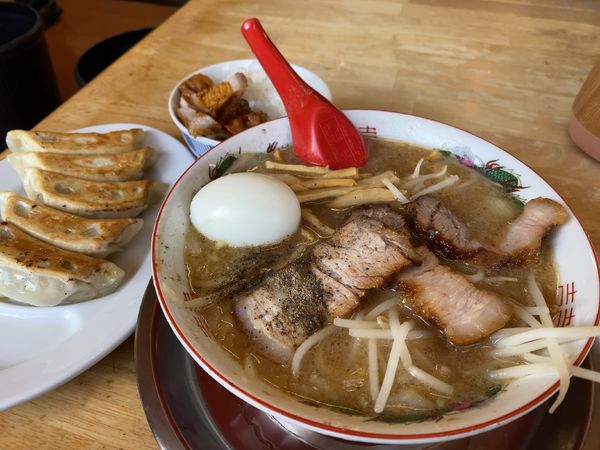 「とんしお＋餃子＋半ライス」@大ちゃんらーめんの写真