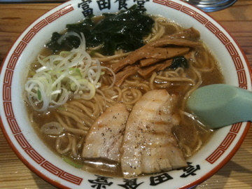 「中華そば」@松戸中華そば 富田食堂の写真