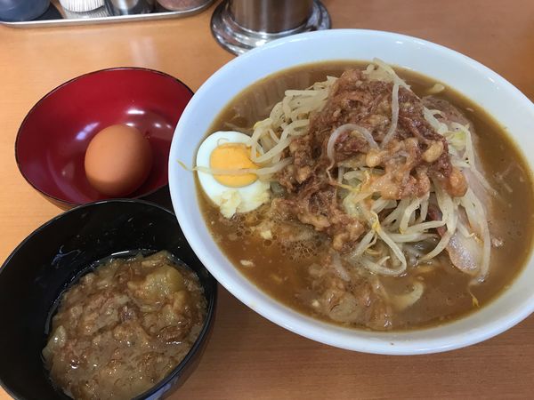 「ラーメン+極旨アブラ　850＋50=900円」@たかふじの写真