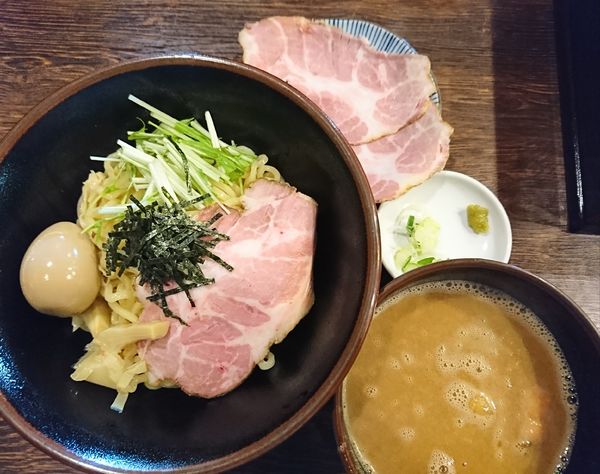 「くるみつけめん+バラチャーシュー+煮玉子(1150円)」@麺屋 真心の写真