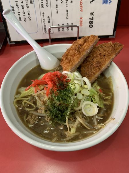 「ソースらーめん780円 ハムカツ200円」@中華料理 大輦の写真