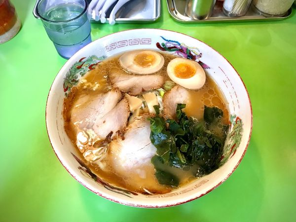 「チャーシュー麺大、煮卵トッピング」@万楽の写真