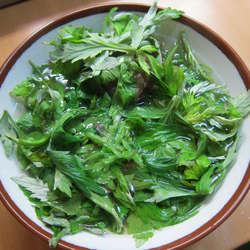 よもぎそば 700円