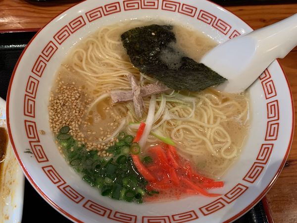「鶏白湯醤油ラーメン」@煮込み食堂 まるしばの写真