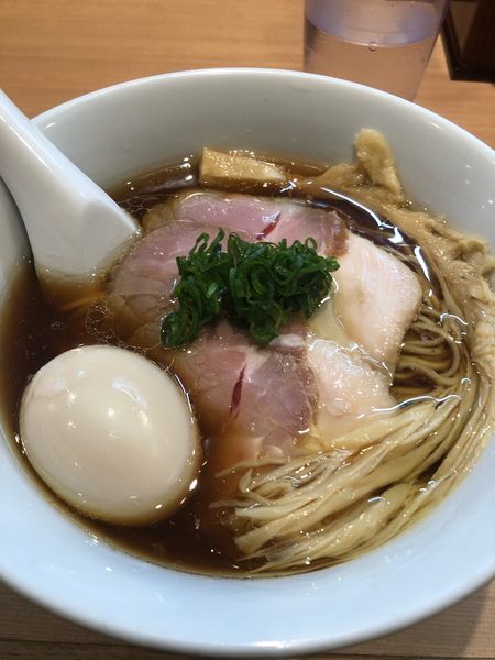 「特製醤油ラーメン」@らぁ麺 はやし田 横浜店の写真
