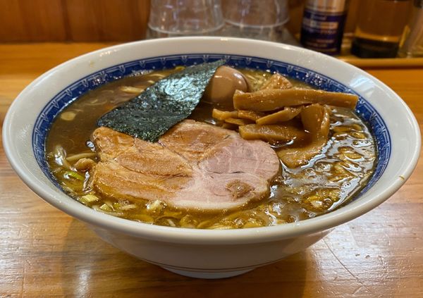 「ラーメン(小)800円」@自家製中華そば としおかの写真