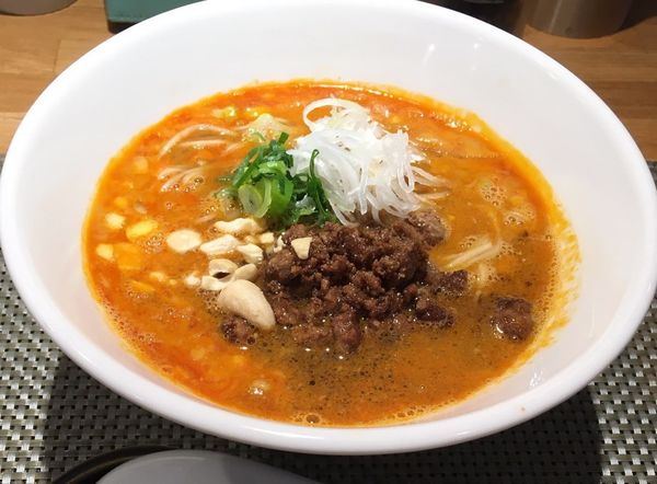 「もち豚の肉味噌担々麺」@生粋 花のれんの写真