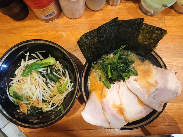 「チャーシューメン＋野菜畑」@末廣家の写真