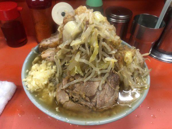 「国産ブタメン(ヤサイアブラニンニク)」@ラーメン富士丸 神谷本店の写真