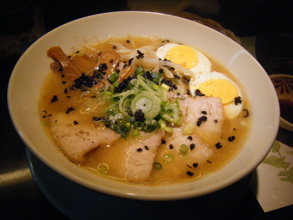 「特製鶏白湯ラーメン」@隠れ家ダイニング なべやの写真