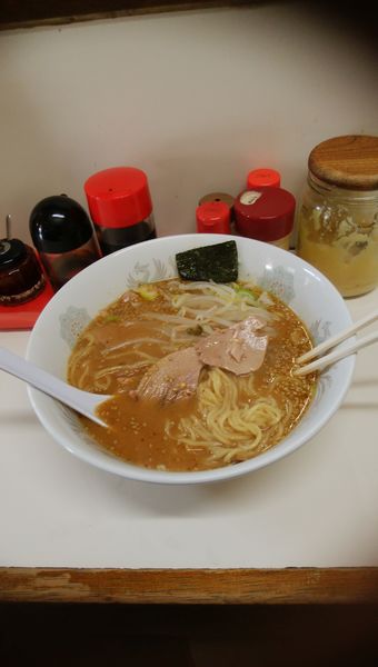 「味噌ラーメン　半麺　600円」@元祖ラーメンショップ 龍仙の写真