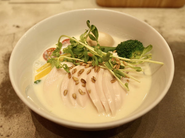 「マッスルラーメン…1300円‬」@ソラノイロ  NAGOYAの写真