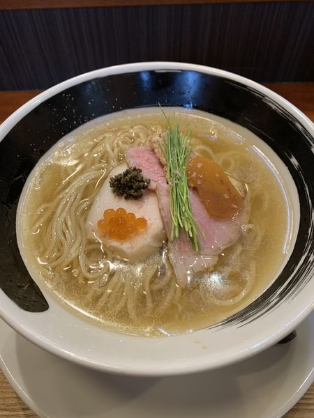 「【限定】のどぐろ煮干白醤油そば 990円」@麺処しろくろの写真