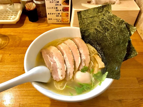 「無化調塩ラーメン全部のせ」@らーめん 空王士の写真