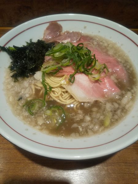 「イカ煮干しそば中濃 海鮮丼」@寿製麺よしかわ 川越店の写真