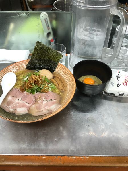 「牡蠣出汁塩ラーメン＋牡蠣ディップ×2」@覆麺 智の写真