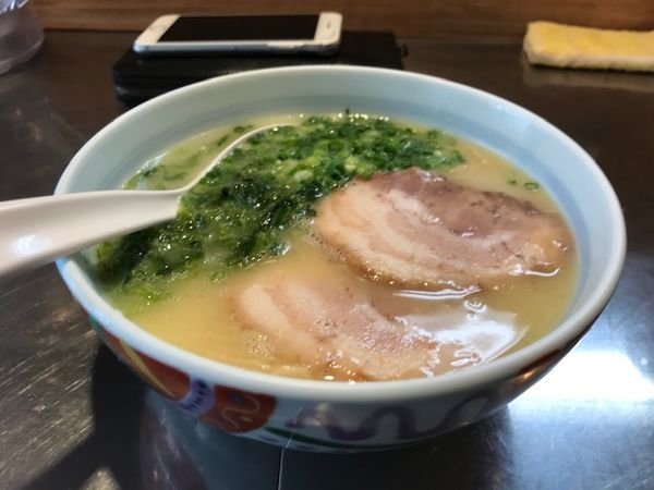 「まる玉ラーメン￥700」@らーめん まる玉 横浜青葉台店の写真