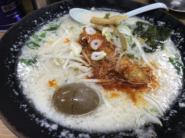 「ホルモンメン」@屋台ラーメンとんこつ貴生の写真