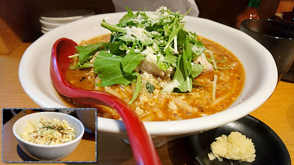 「【夜】トマト味噌らーめん+〆のご飯」@らーめん蓮 三軒茶屋店の写真