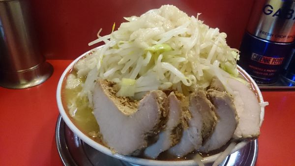 「大豚(ヤサイアブラ塊)￥９５０」@ラーメンタロー 大森の陣の写真