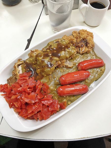 「カツウインナーカレー ￥750」@まんてんの写真