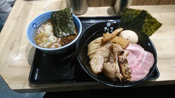 「豚骨つけ麺」@麺屋 たけ井 阪急梅田店の写真