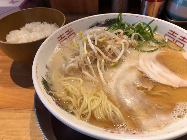 「ラーメンセット（ライス付） 500円」@ラーメン屋台骨分店  一番街店の写真