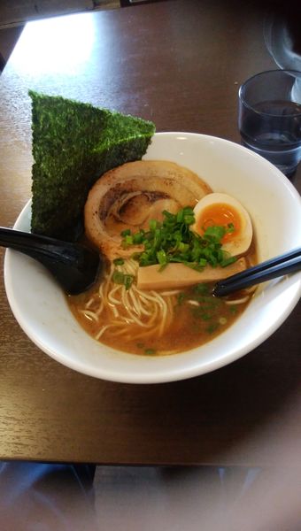 「あごだし醤油ラーメン　麺固め　820円！」@麺屋 哲の写真