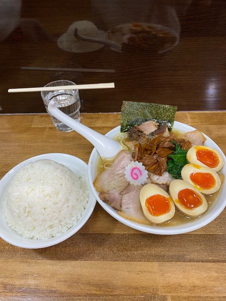「しおチャーシュー麺ライスライス味玉味玉」@オランダ軒の写真