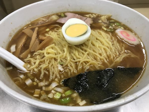 「ワンタン麺」@中華そば 大咲の写真