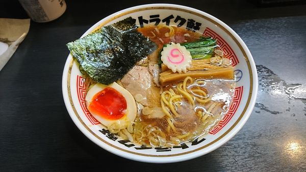 「ストレート(味玉)」@ストライク軒の写真