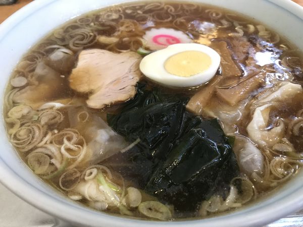 「ワンタン麺」@大勝軒 武蔵増戸店の写真