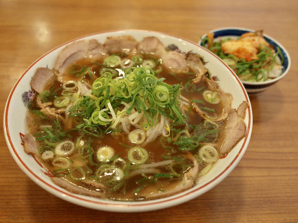 「セットＢ（チャーシュー麺・チャーシュー丼 小）」@本家第一旭 たかばし本店の写真