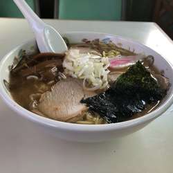 上ラーメン　750円