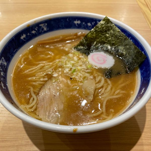 「らーめん　半麺　850」@せたが屋 羽田国際空港店の写真