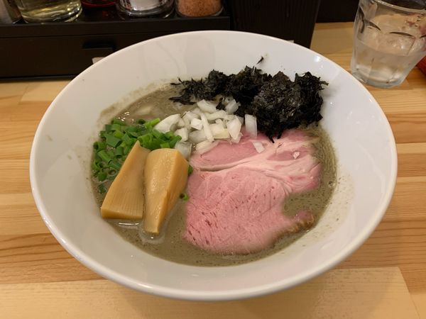 「濃厚煮干しらーめん」@煮干らーめん 川むらの写真