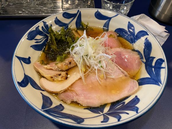 「醤油肉支那そば」@世田谷磯野の写真