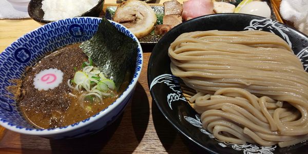 「つけ麺(並)＋特選全部トッピング、シュウマイ」@中華蕎麦 とみ田の写真